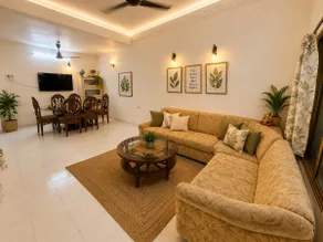 Best - Elegant Family Stay with Garden AC EV Wi-Fi - Image 4