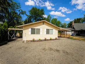 3BR home by Valley Med, Airport & Seattle/Bellevue - Image 4