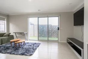 Modern 4BR Family Home | EV Charger & Parking - Image 3