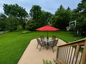 Fully Private Home Kitchener 5-Bed 3-Bath 8-cars - Image 3