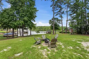 Lake House - Image 3