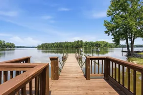 Lake House - Image 2