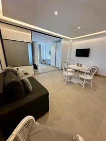 Bright and comfortable apartment meters from the Basilica - Image 3