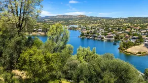 360' Lake Views | Huge Decks | Large Group Retreat - Image 3
