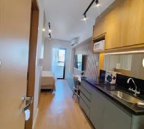 Entire studio in a high-end building - Image 2