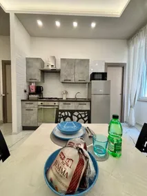 Bright apartment in the center of Battipaglia - Image 2