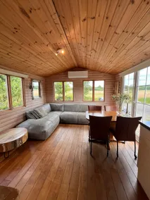 Guesthouse / Chalet in the middle of nature - Image 4