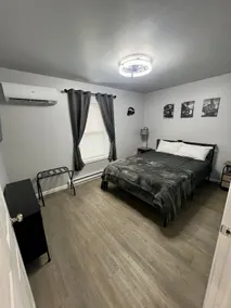 Modern Mountain Retreat in Downtown Frostburg - Image 2
