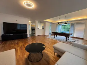 The Mirror Pool, Sauna & Free Parking - Image 2