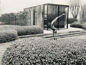 Outbuilding in a green oasis of peace. - Image 2