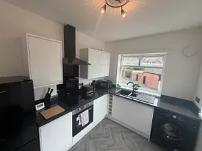 Percy Home - NEW 2 Br 1 Bath Hollidays andContractors - Image 3