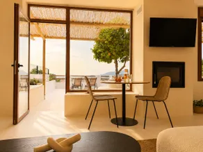 Lenta Suite 5 Nahla: Private Jacuzzi, pool - Image 2