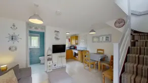 19 Strawberry Hill, Tolroy Manor - Image 3