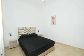 Cozy 2BR & Terrasse + Fast WiFi 100Mbps - Image 3