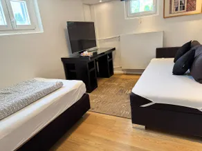 2-room basement apartment/studio flat - Image 5