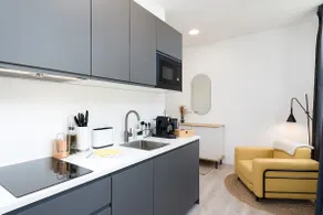 Design Studio: Central | Box Spring Bed | Kitchen - Image 2