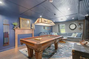 Manhattan Escape |Speakeasy • Hot Tub • Fire Pit - Image 4