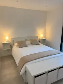 Sea-view balcony • Beach 1 min away • Parking - Image 2