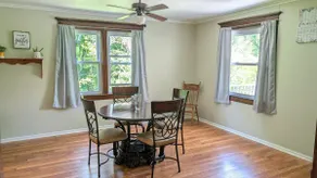 Country Inn - Image 3