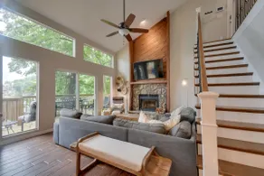 Private Dock! Waterfront Family Gem in Lake Ozark - Image 5