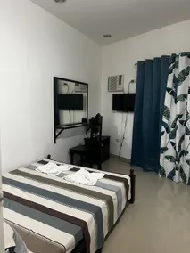 Holiday Townhouse - Image 3