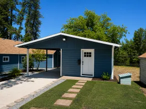 Bluebird Knoll Studio Apartment - Image 2