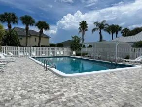 Coastal 3BR Escape with River Access and Walk to the beach - Image 3