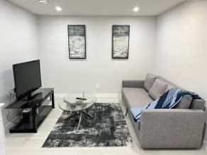 Brand New cozy basement in a nice area - Image 3
