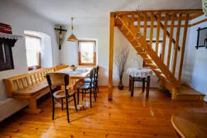 Vintage House Tomazin - Image 2