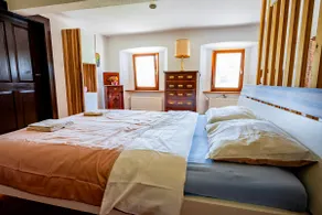 Vintage House Tomazin - Image 3