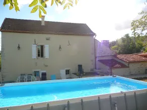 Modern stone house, air conditioning, swimming pool, fenced - Image 2