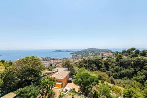 Cozy 1-bedroom apartment with stunning sea views - Image 5