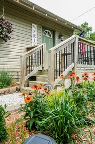Creekside Cottage | Downtown Ozark | Entire House - Image 5