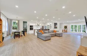 The Whitewood Retreat - Image 2