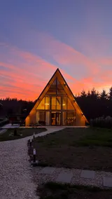Le Cabane Retreat - Image 2