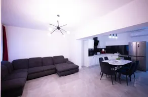 Apartalux Premium Suites - Image 4