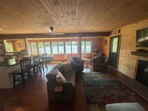 Lake Monomonac Cottage with Private Beach & Dock - Image 2