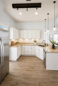 4BR Retreat w/ Outdoor Living | Near Theme Parks - Image 4