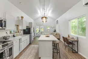The Evergreen Cottage | Retreat in Centralia - Image 4