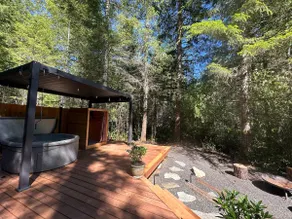 “Owl’s Nest” Secluded Cabin with Hot tub and Sauna - Image 3