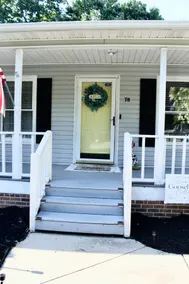 Quiet 3BR 3 full Bath• King Bed • Fenced In - Image 5