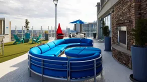 Luxury Midtown Skyline Retreat - Image 3