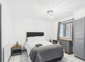 Luxery suite avec son et sa salle de bain, avec spabath et sauna. Vues magiques, - Image 4