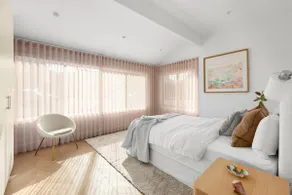 Luxury home with private pool & pet friendly - Image 4
