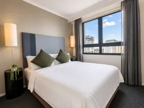 Convenient and central one bed Parramatta CBD - Image 4