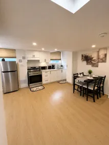 Quiet & Cozy Modern Suite Near Niagara Falls - Image 2
