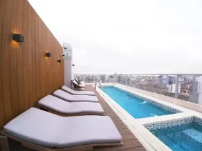 Luxury comfort / Queen bed and pool - Image 5