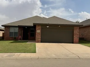 Newly Renovated Family Retreat - Image 2