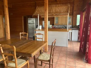 Wooden house with enclosed grounds - Image 3
