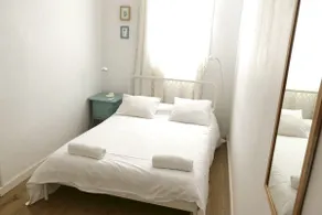 Bed and Beach Guesthouse Barcelona - Image 4